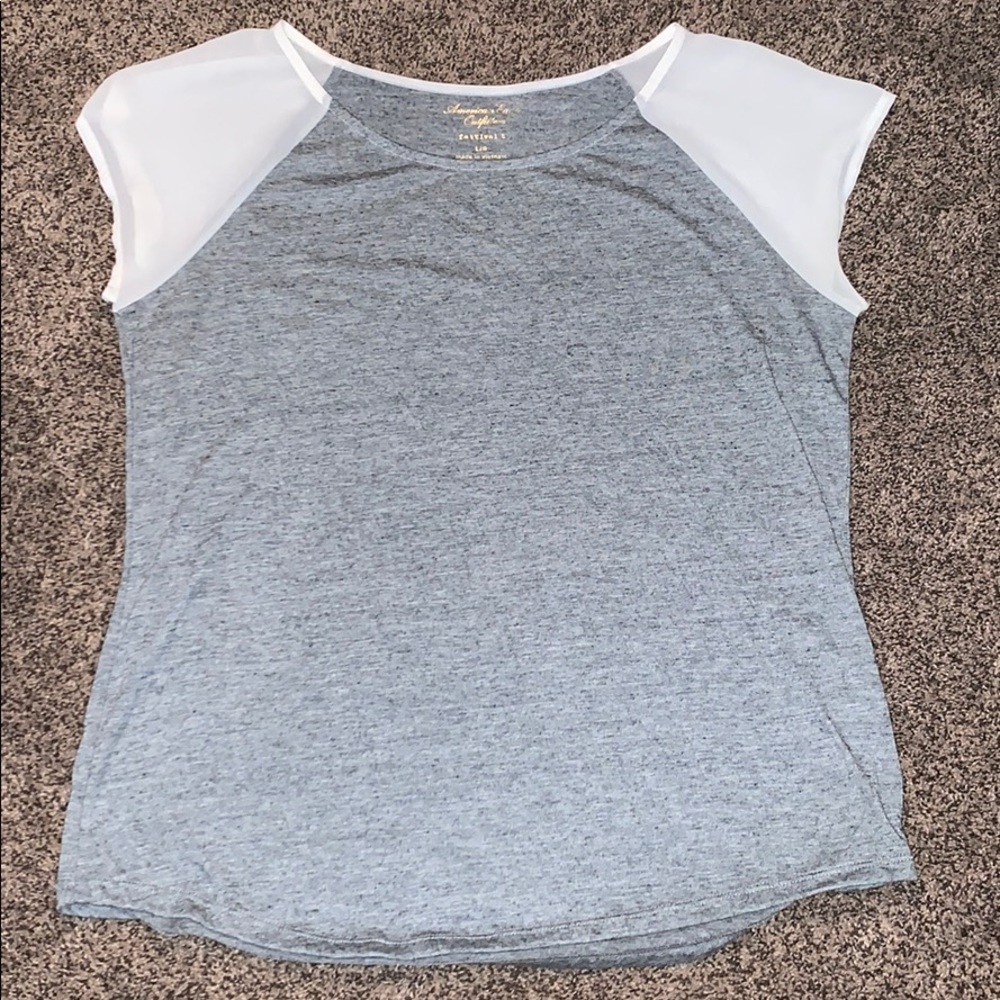 gray short sleeve